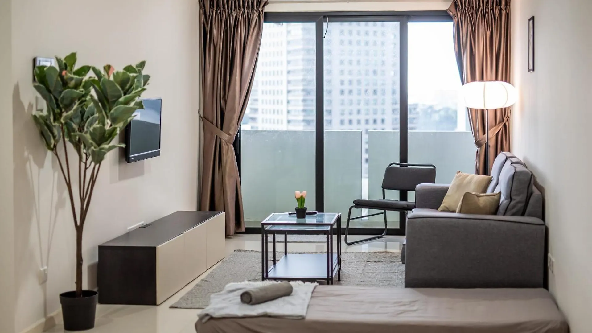 A Lovely & Comfy Suite At Suasana Suites Jb 11 Johor Bahru